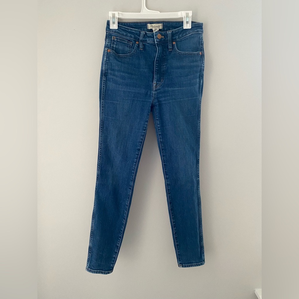 MADEWELL Curvy High-Rise Skinny Jeans in Seville Wash - Picture 3 of 9